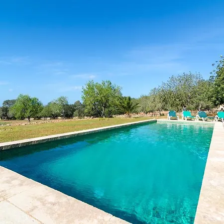 Sa Pinassa Villa *